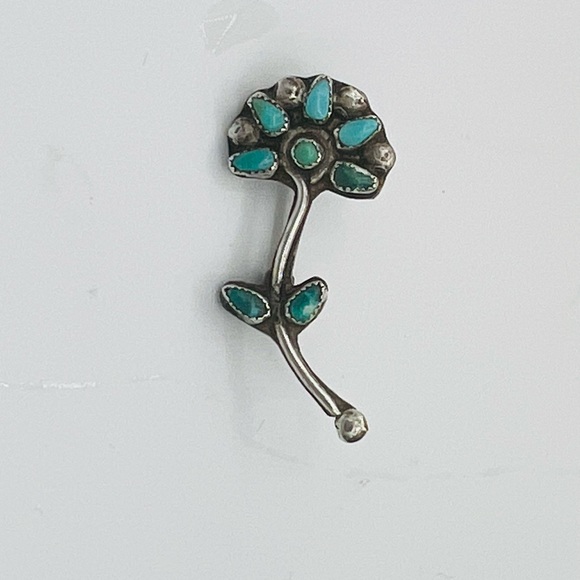 Small Turquoise Blossom Pin Zuni - Picture 6 of 6